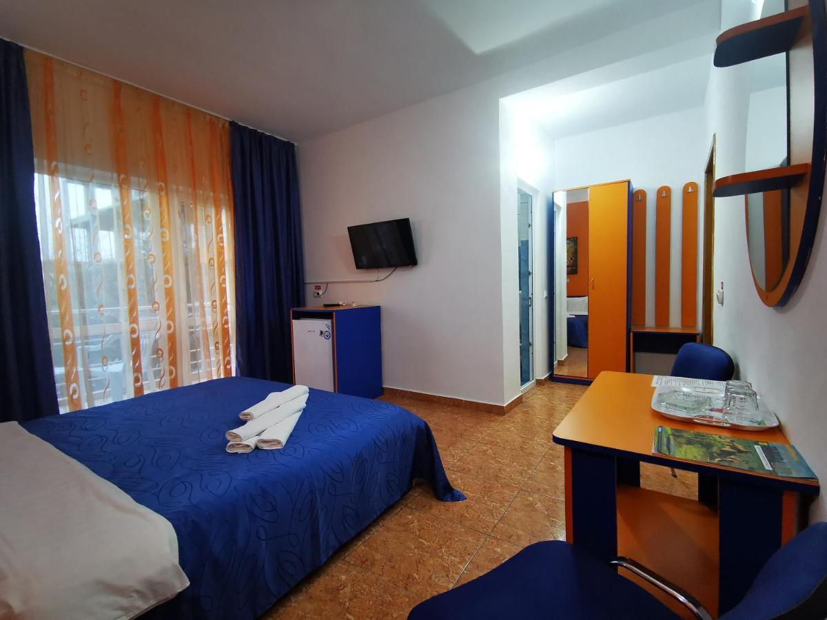 Vila Oranj Hotel Costinești Kültér fotó